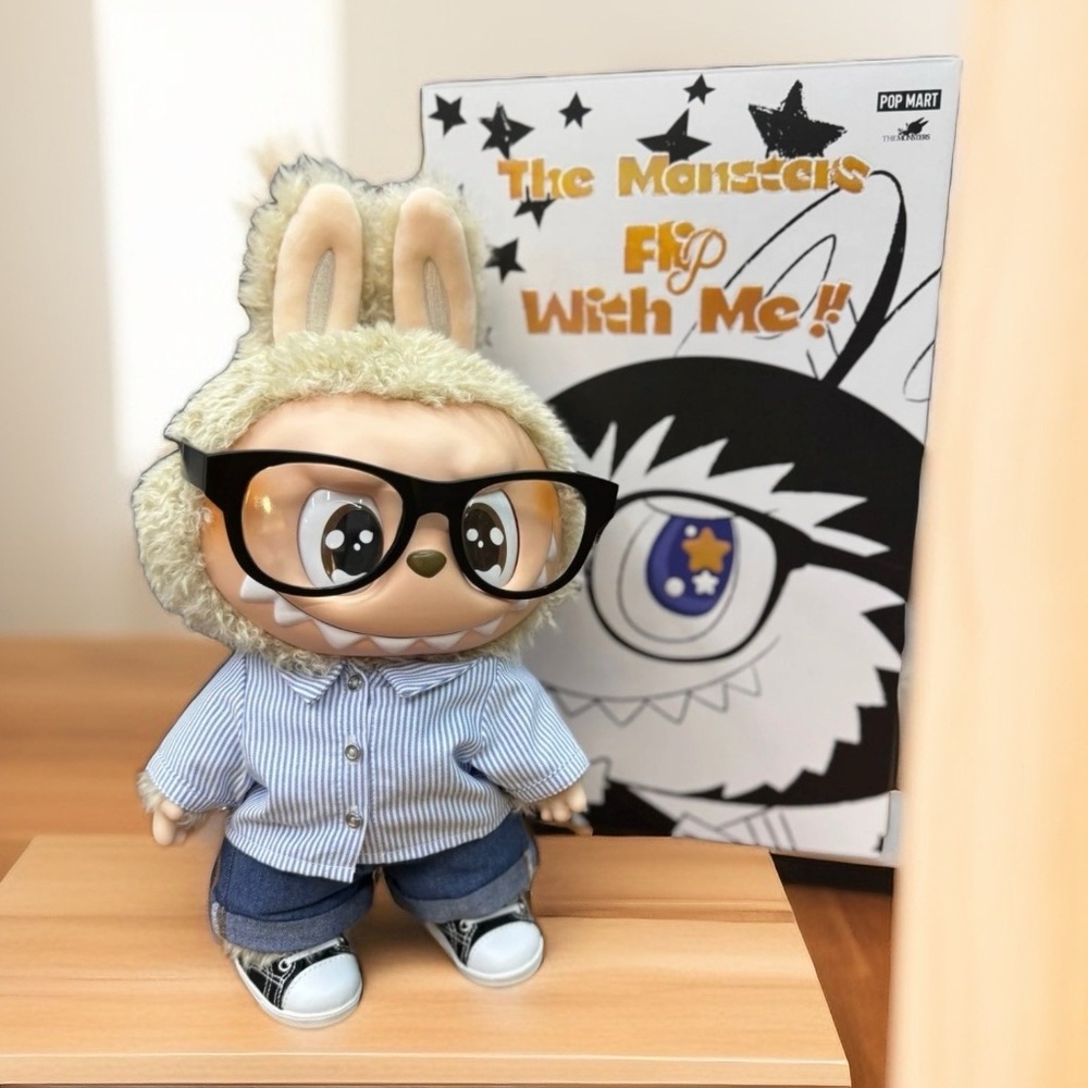 The Monsters- Flip With Me vinyl plush doll.